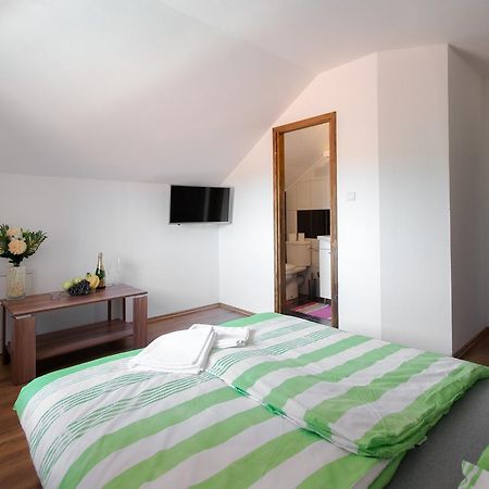 Guesthouse Vila Puzic Banja Luka Esterno foto