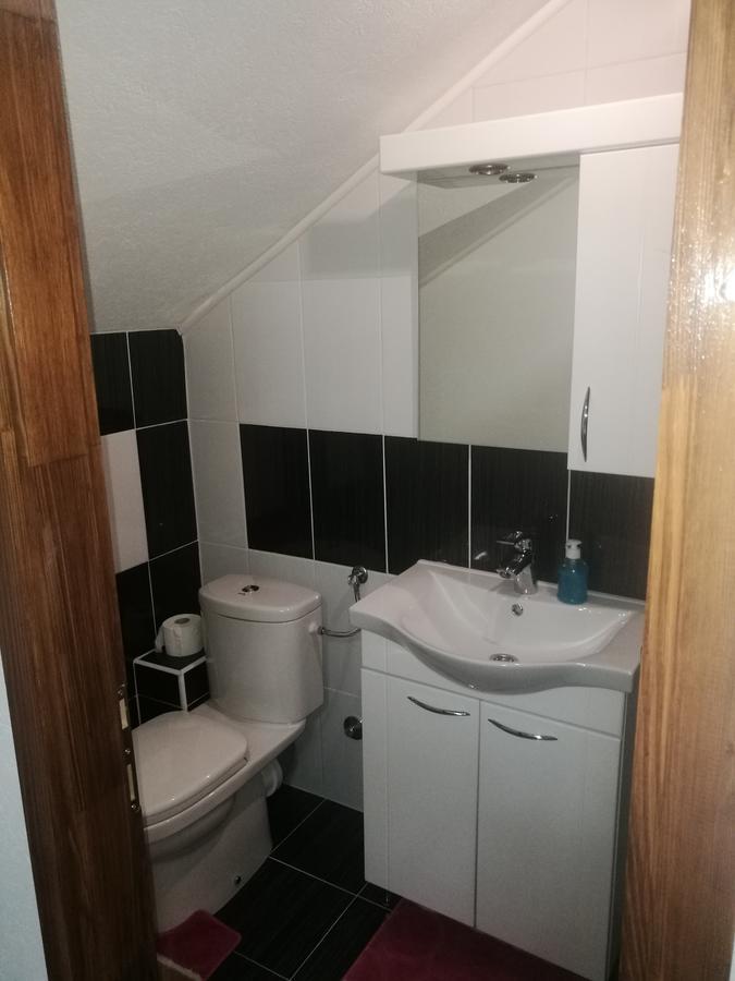 Guesthouse Vila Puzic Banja Luka Esterno foto